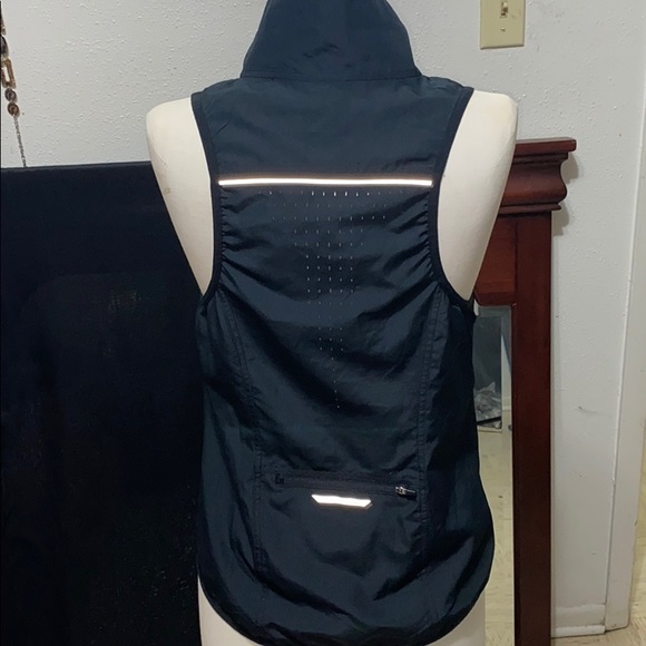 Champion Vest size M - Picture 6 of 10